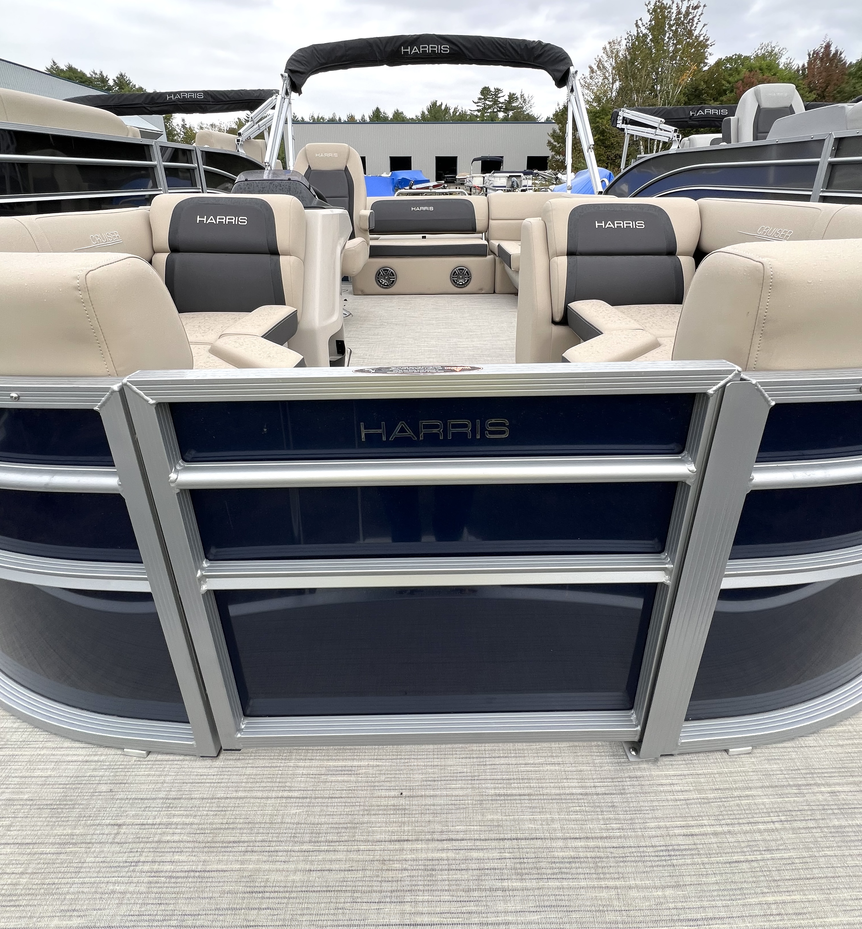 2025 Harris CRUISER 190 with  60 HP ELPT CT Mercury - Photo 7